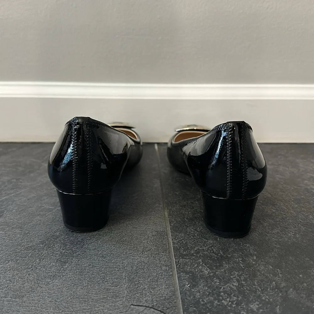 Prada heels - Picture 5 of 8